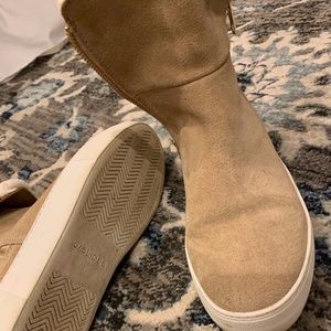 J Slides
